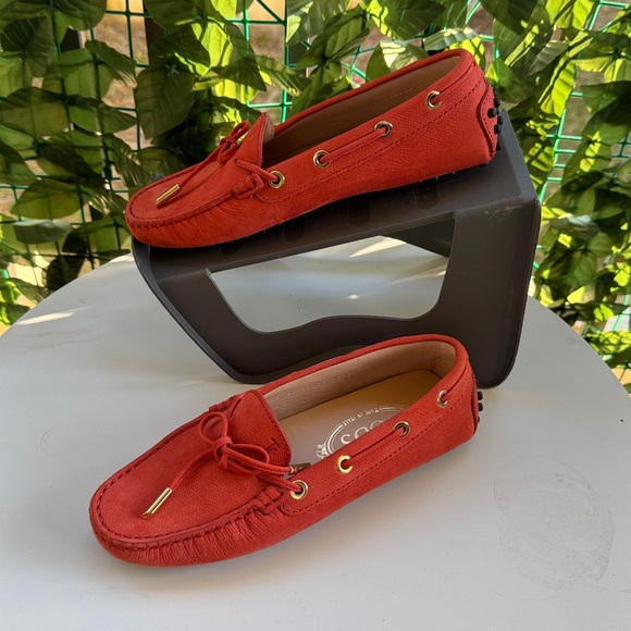 Tod's Shoes - Tod’s Gommino Suede Loafers red Size 34